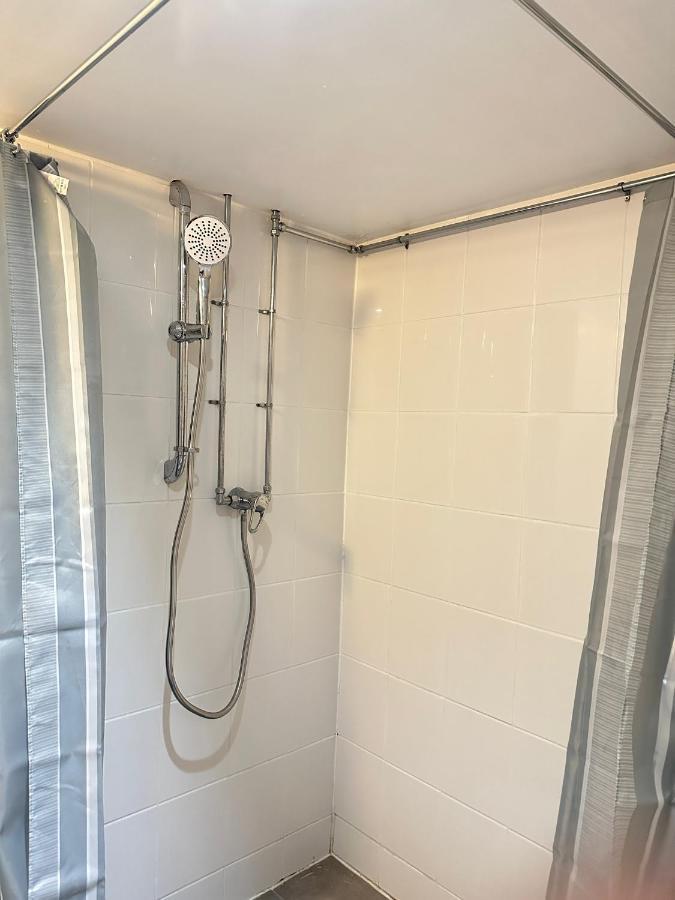 Cosy One Bedroom Apartment Троубридж Экстерьер фото