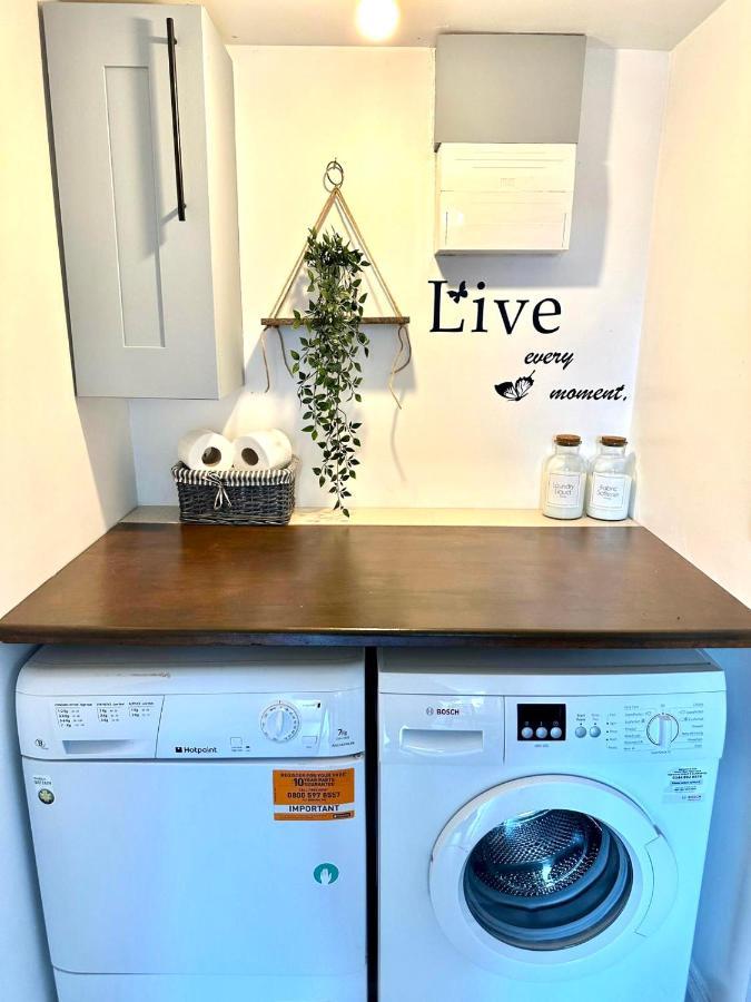 Cosy One Bedroom Apartment Троубридж Экстерьер фото